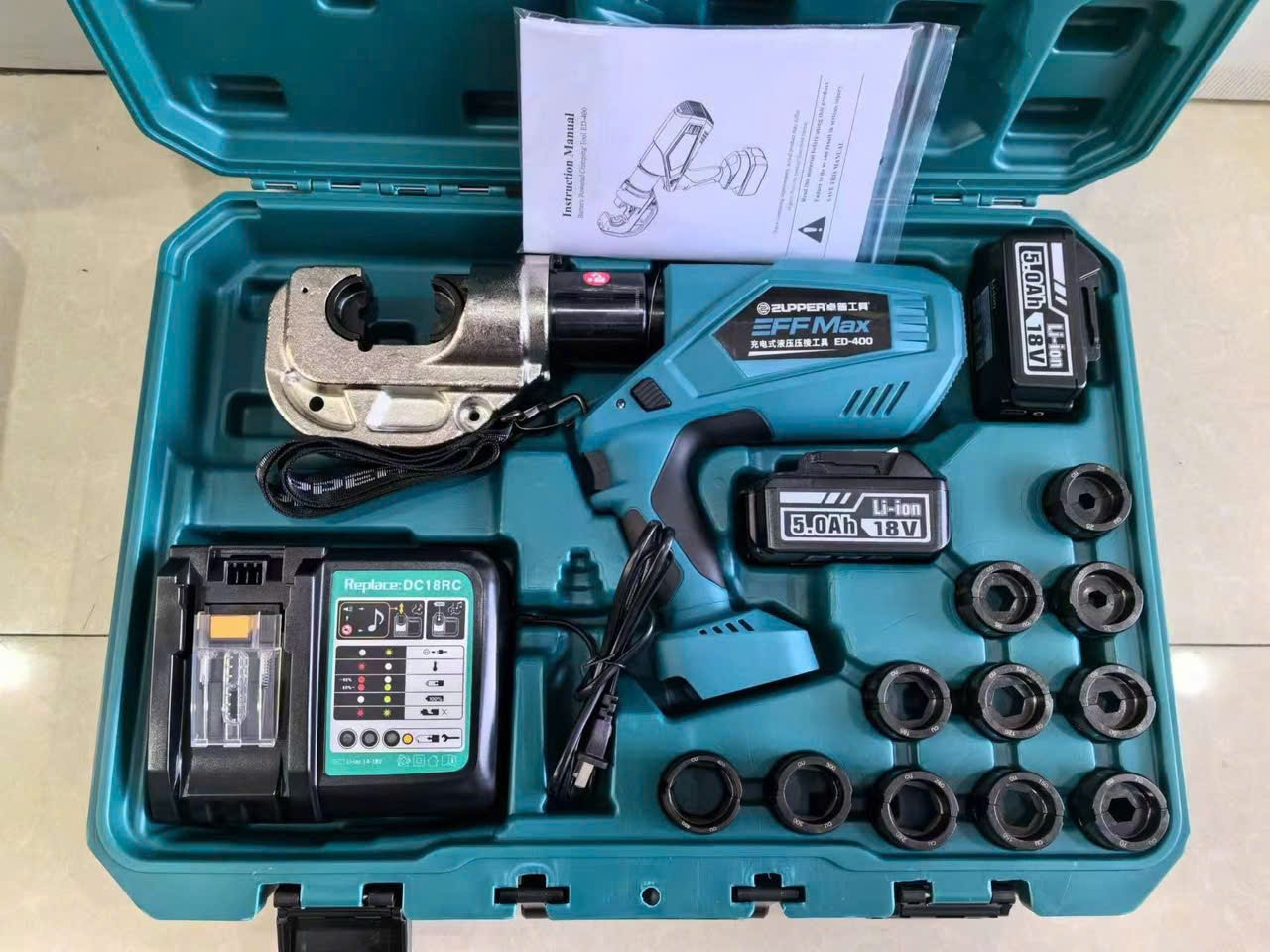 Máy ép cos thMáy ép cos thủy lực dùng pin ZUPPER ED-400ủy lực dùng pin ZUPPER ED-400